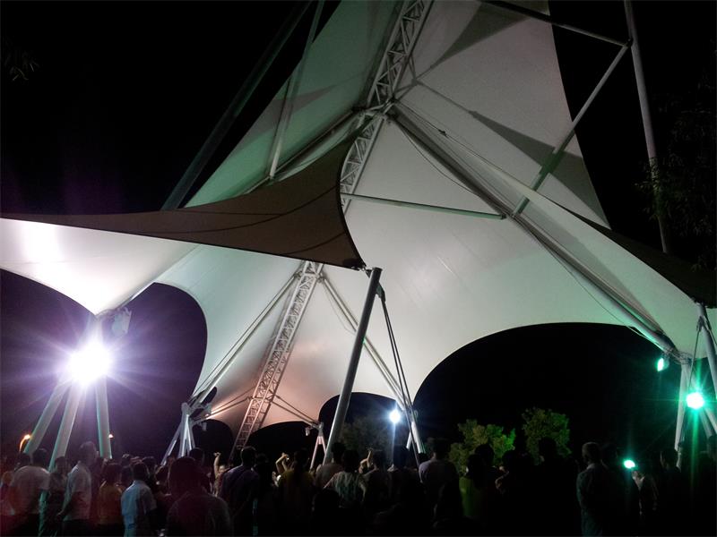 天津和富广场景观膜结构遮阳棚工程案例