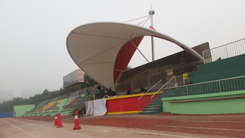 育新学校体育看台